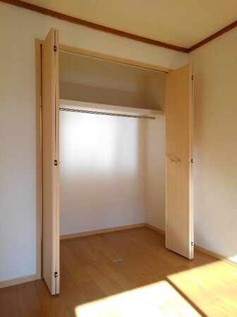 エルディム日向の物件内観写真